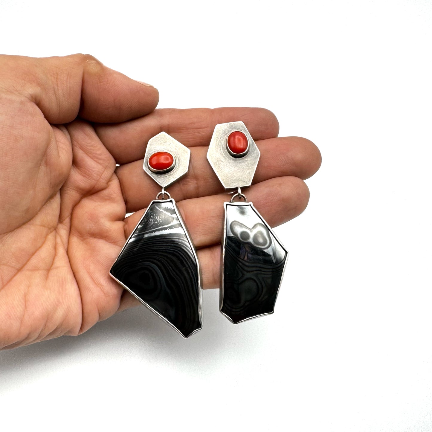 Psilomelane and coral, silver earrings